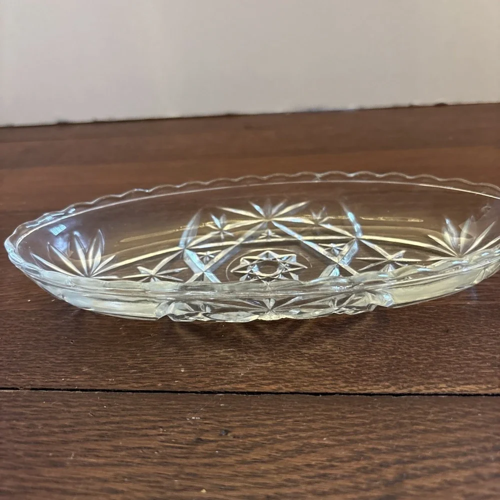 Vintage Anchor Hocking American Prescut Oval Star Of‎ David Candy/Relish Dish